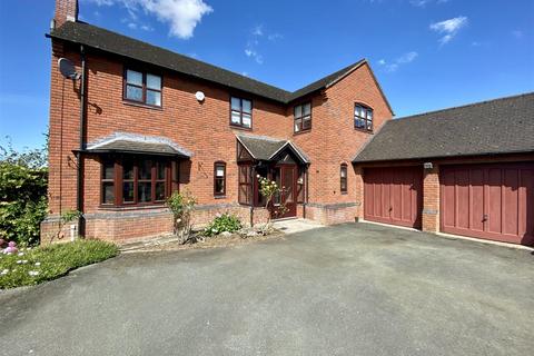 5 bedroom detached house for sale, Bazeley Way, Wem