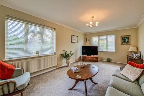 4 bedroom detached house for sale, Parkway Close, Leigh-on-Sea SS9