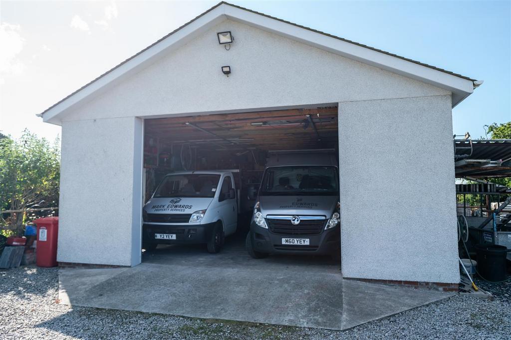 Exterior Photographs - Penrallt, Benllech-38.jpg