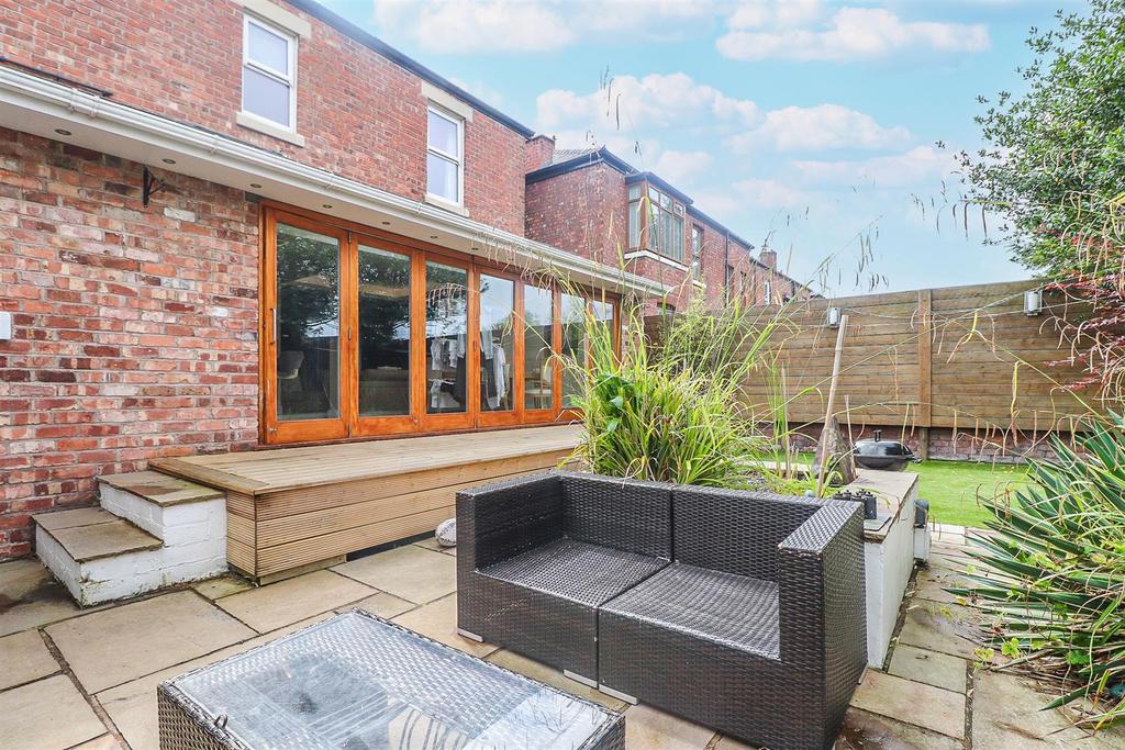 Courtyard / Garden