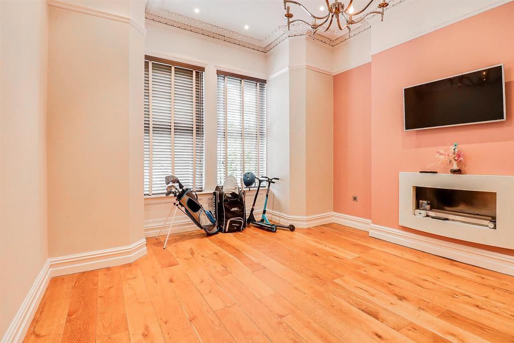 Reception / Bedroom