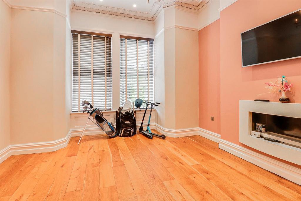 Reception / Bedroom
