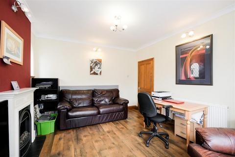 3 bedroom semi-detached house for sale, Moreland Way, North Chingford