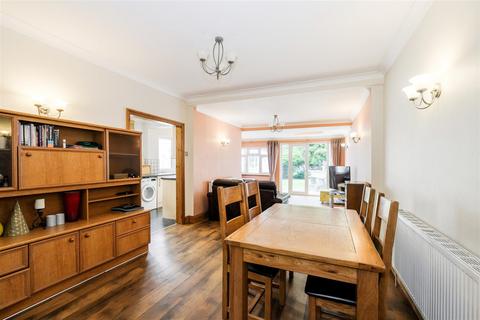 3 bedroom semi-detached house for sale, Moreland Way, North Chingford