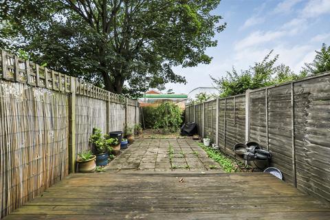 2 bedroom terraced house for sale, Stephenson Drive, Windsor