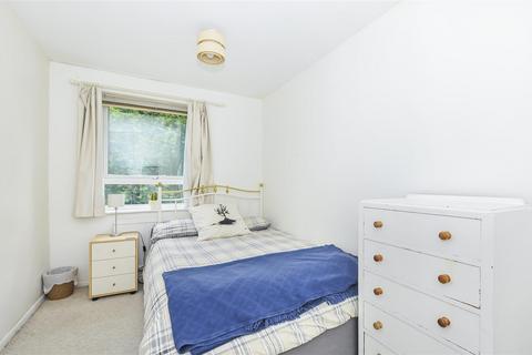 26 Stephenson Drive, Windsor, SL4 5LG