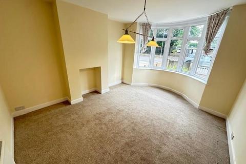 3 bedroom semi-detached house to rent, Woodacre Road, Erdington, Birmingham