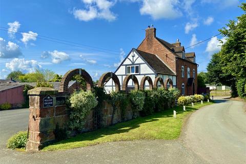 10 bedroom detached house for sale, Wilcott Grange, Wilcott, Nesscliffe, Shrewsbury, SY4 1BJ