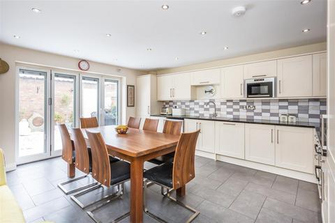 5 bedroom townhouse for sale, Pulleyn Mews, Clifton Green, York, YO30 6FE