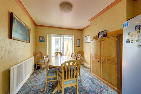 3 bedroom end of terrace house for sale, Sompting Road, Worthing