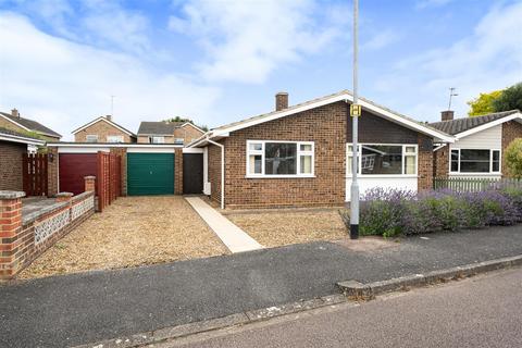 2 bedroom detached bungalow for sale, Portland Close, Bedford