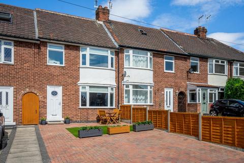 3 bedroom townhouse for sale, Nigel Grove, York