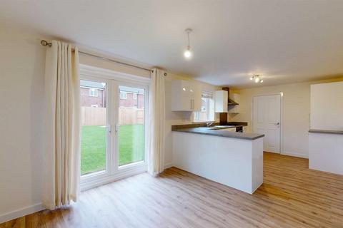 5 bedroom detached house to rent, Davison Drive, Weir Hill Preston St, Shrewsbury