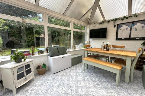 65 Beaumont Drive, Northampton, NN3 8PS