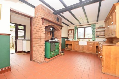 4 bedroom detached house for sale, Shrewsbury Road, Hadnall, Shrewsbury