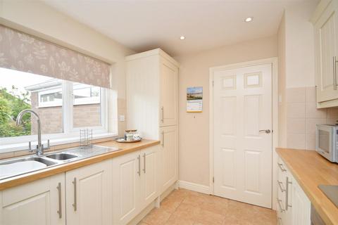 30 Ashfields Road, Shrewsbury, SY1 3SB