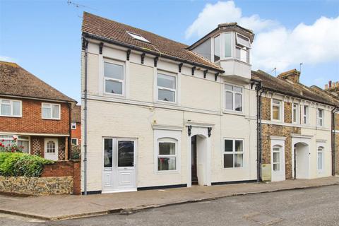 3 bedroom end of terrace house for sale, Alma Road, Margate