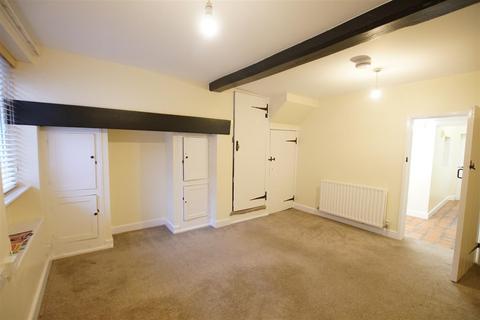 2 bedroom terraced house to rent, The Butts, Warwick, Warwickshire