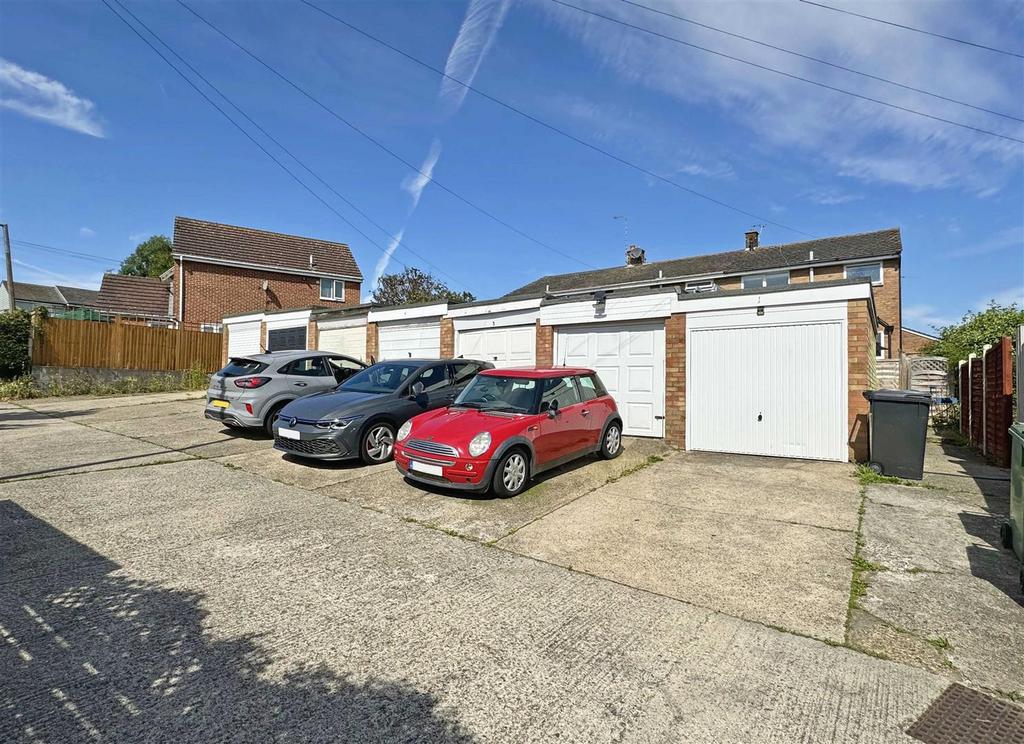 Garage.jpg