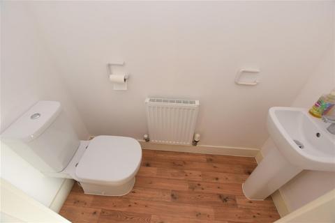 2 bedroom terraced house to rent, Lawnspool Drive, Worcester WR5