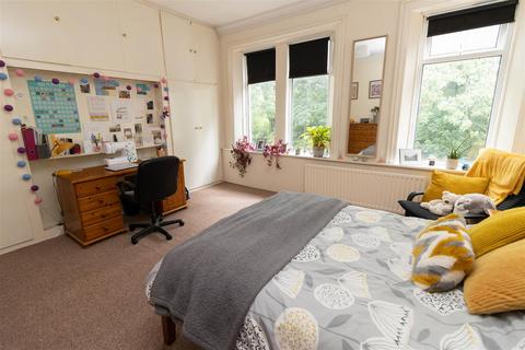 4 bedroom terraced house for sale, First Avenue, Heaton, Newcastle Upon Tyne