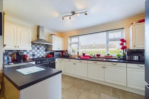 3 bedroom detached bungalow for sale, School Lane, Bempton