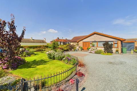 3 bedroom detached bungalow for sale, School Lane, Bempton