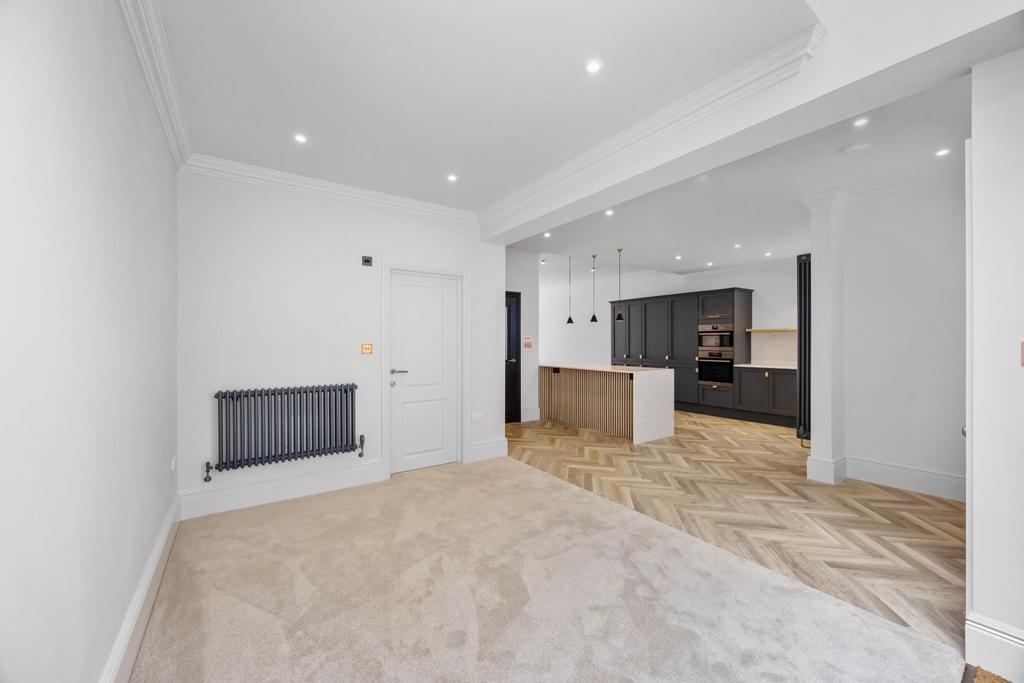 Brunswick Street West, 39-022.jpg