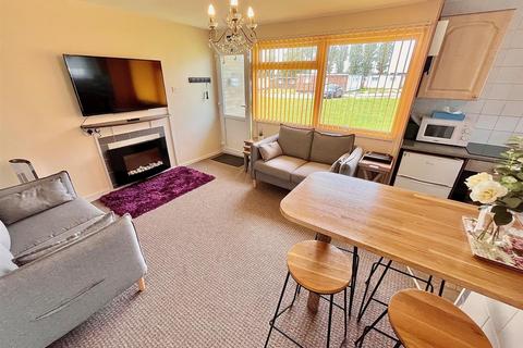 2 bedroom chalet for sale, Back Market Lane, Hemsby