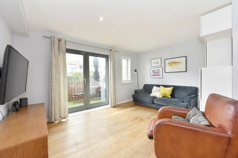 2 bedroom flat to rent, Bagleys Lane, Fulham, SW6