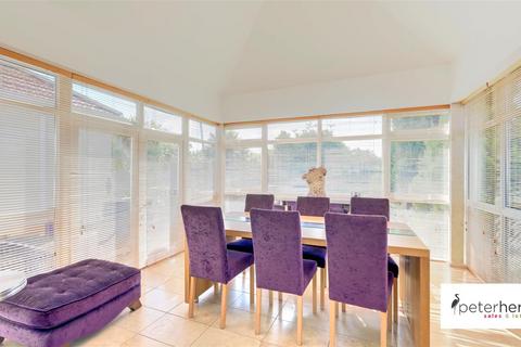 42 Durham Road, East Herrington, Sunderland, SR3 3LZ