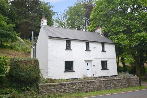 3 bedroom detached house for sale, Llanddowror CARMARTHENSHIRE