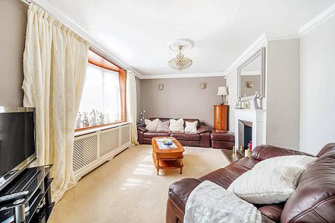 3 bedroom end of terrace house for sale, Colson Road, Loughton IG10