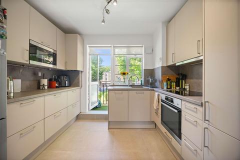 2 bedroom apartment for sale, Maida Vale, London, W9