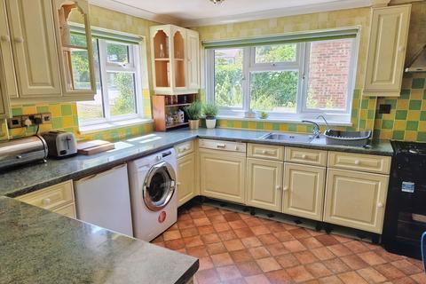 4 bedroom semi-detached house for sale, Sir Evelyn Road, Rochester