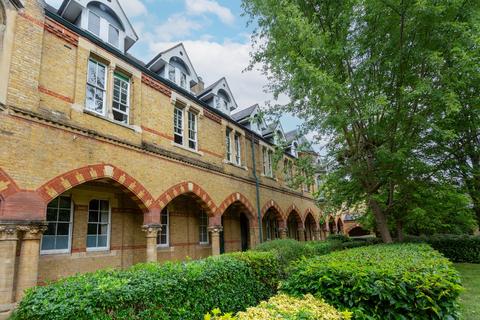 3 bedroom apartment for sale, Andrew Reed Court, Keele Close, Watford, Hertfordshire, WD24