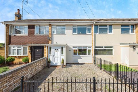 45 Bramble Road, Leigh-on-sea, SS9 5HA
