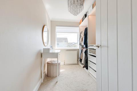45 Bramble Road, Leigh-on-sea, SS9 5HA