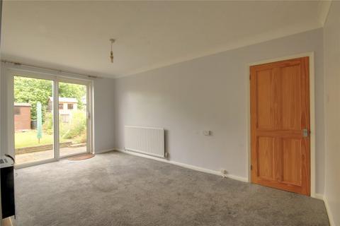 2 bedroom maisonette for sale, Lyndhurst Gardens, Enfield, EN1