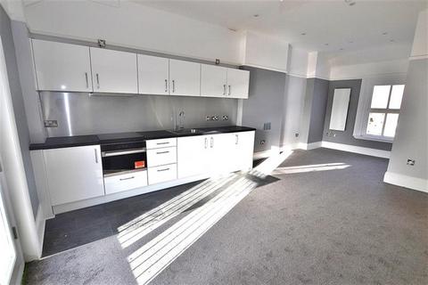 1 bedroom flat to rent, Abberley House, Dudley