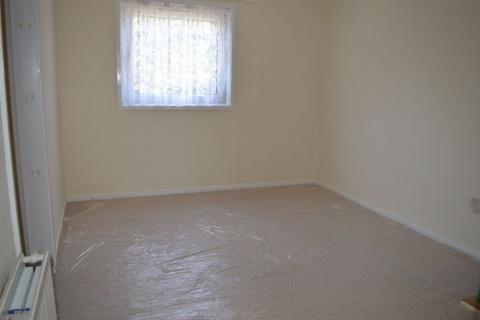 2 bedroom terraced house to rent, Holmecross Road, Thorplands, Northampton NN3 8AW