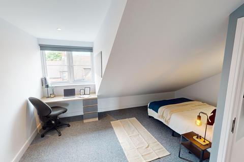 undefined, Flat 13, Commercial Point, Wollaton Road, Beeston, Nottingham. NG9 2NG