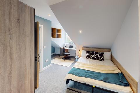 undefined, Flat 13, Commercial Point, Wollaton Road, Beeston, Nottingham. NG9 2NG