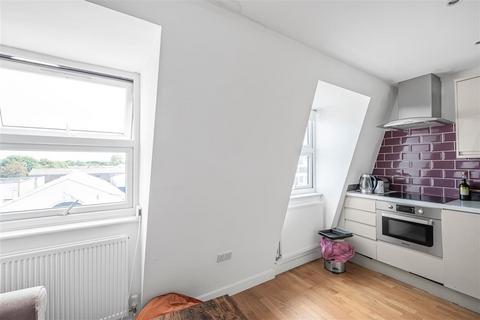 1 bedroom block of apartments to rent, Haydons Road, SW19