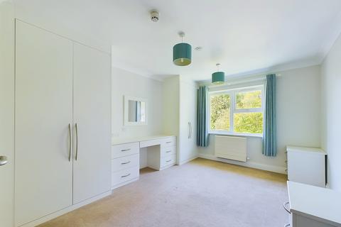 2 bedroom terraced house for sale, FITZWARREN COURT, SWINDON SN3