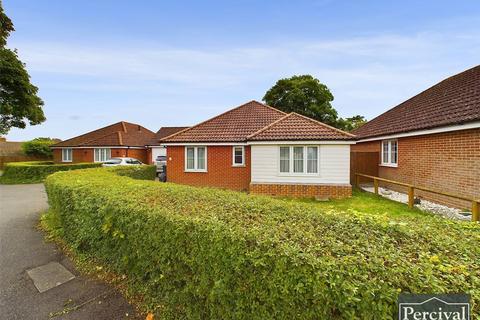 3 bedroom bungalow to rent, Queens Road, Earls Colne, Colchester, Essex, CO6