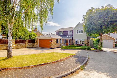 5 bedroom detached house for sale, Ruffles Close, Rayleigh, SS6