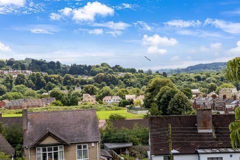 3 bedroom end of terrace house for sale, Graces Field, Stroud, Gloucestershire, GL5