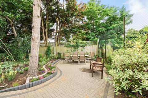 2 bedroom retirement property for sale, Udney Park Road, Teddington, TW11