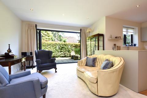 2 bedroom flat for sale, Bickley Park Road,  Bromley, BR1